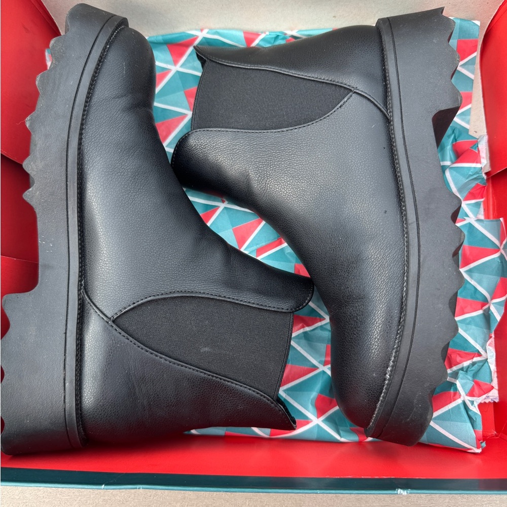 Black Aerosoles Ankle Boots